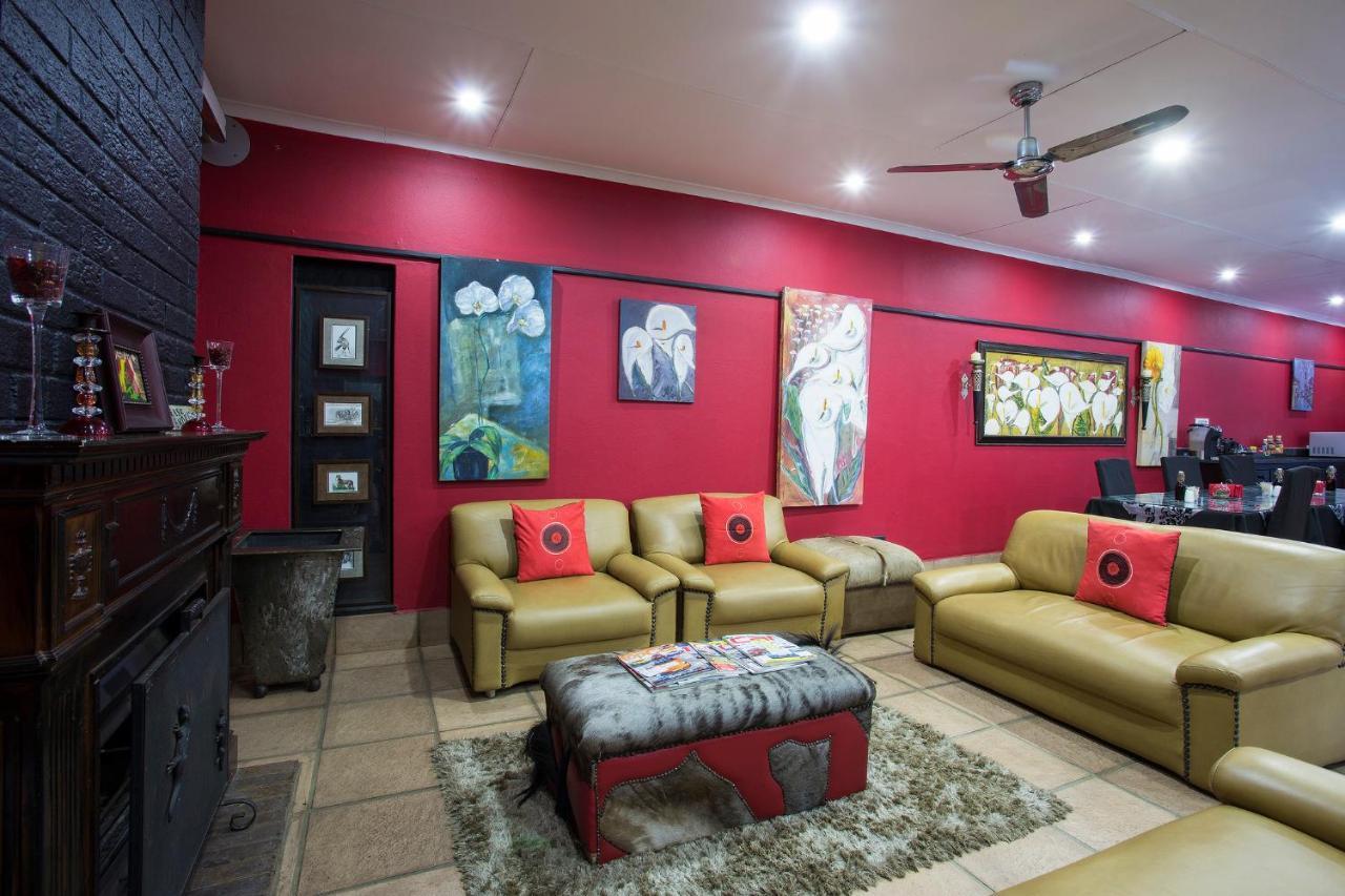 Purple Gecko Guest House Lydenburg Esterno foto