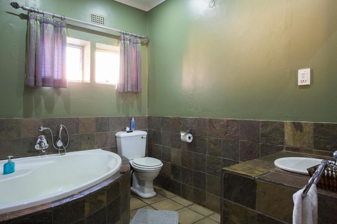Purple Gecko Guest House Lydenburg Esterno foto