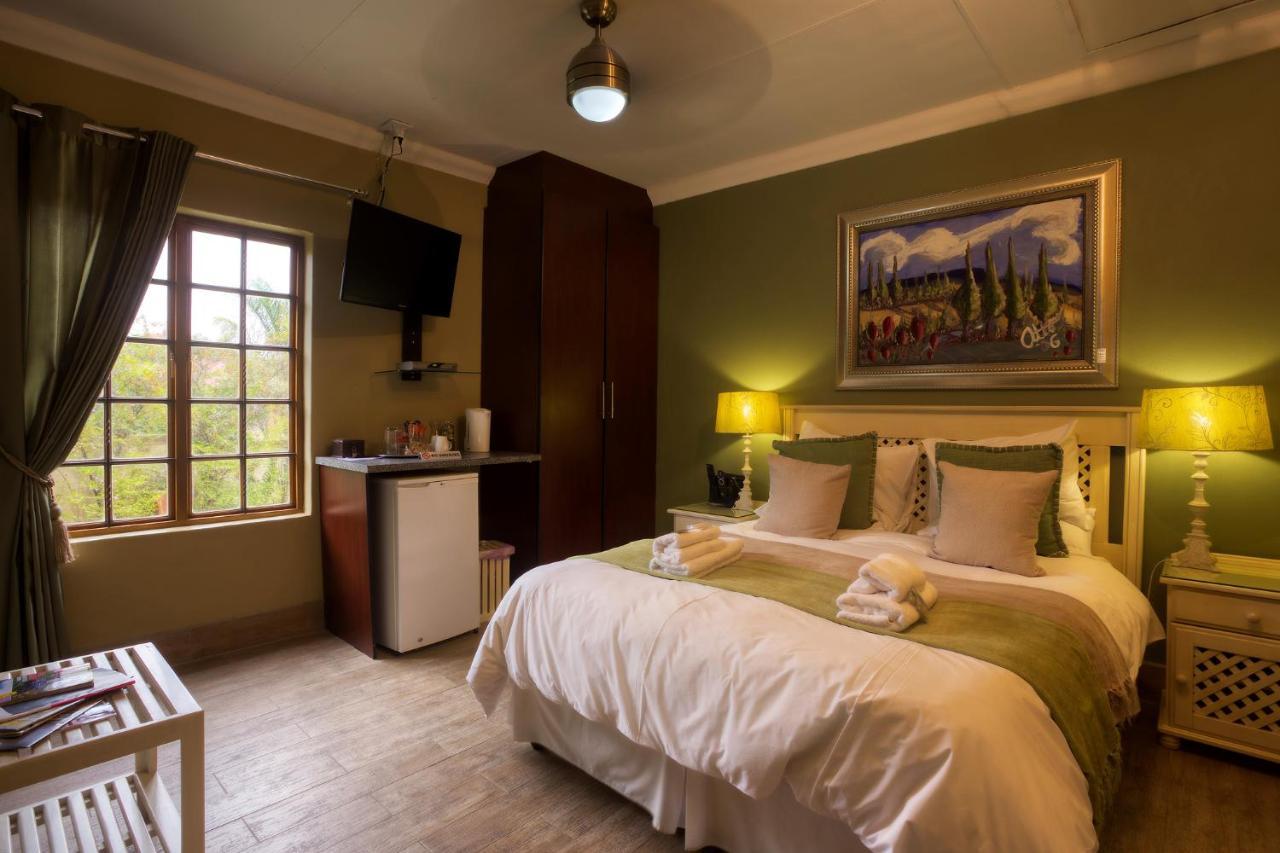 Purple Gecko Guest House Lydenburg Esterno foto